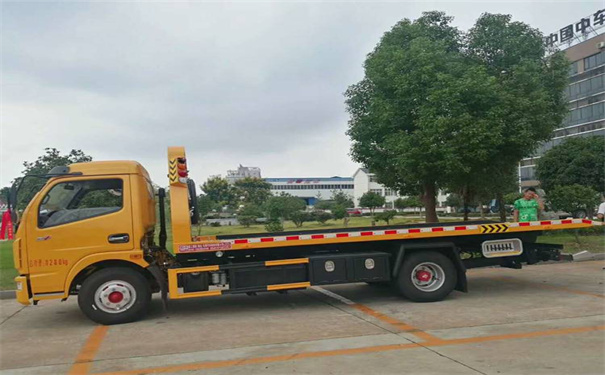 盐城定远24小时拖车救援电话号码，定远道路救援公司怎么收费的